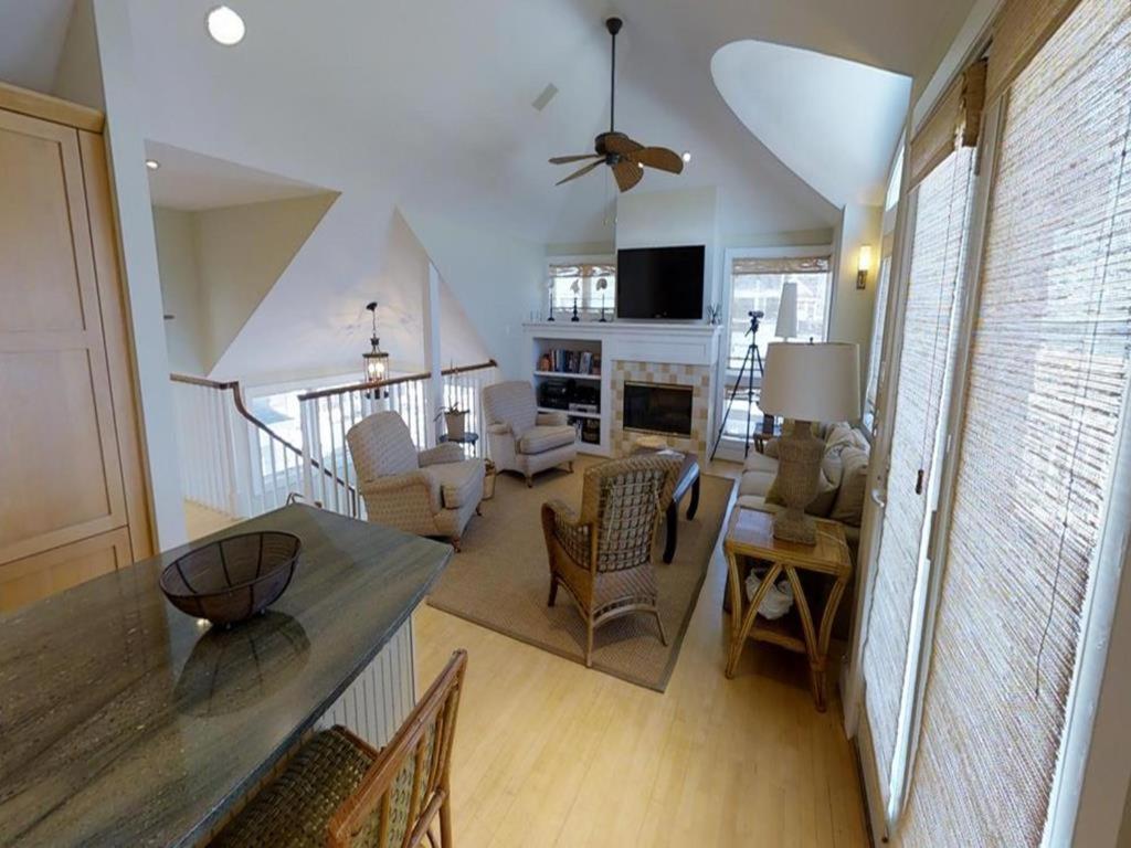 Pet Friendly, Single Family, Ocean Front, Elevator, Badges, Wifi, Decks, Chairs, Oceanview, Keurig, Jacuzzi-jet Tub, O-s Shower, Сasa de vacaciones *