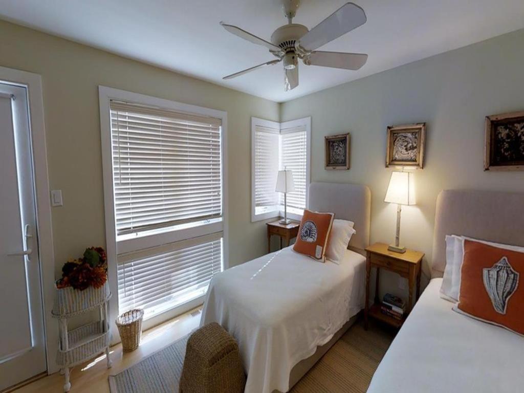 Pet Friendly, Single Family, Ocean Front, Elevator, Badges, Wifi, Decks, Chairs, Oceanview, Keurig, Jacuzzi-jet Tub, O-s Shower, Сasa de vacaciones