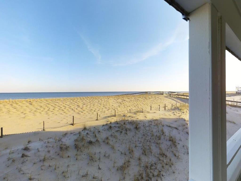 Сasa de vacaciones Pet Friendly, Single Family, Ocean Front, Elevator, Badges, Wifi, Decks, Chairs, Oceanview, Keurig, Jacuzzi-jet Tub, O-s Shower, *